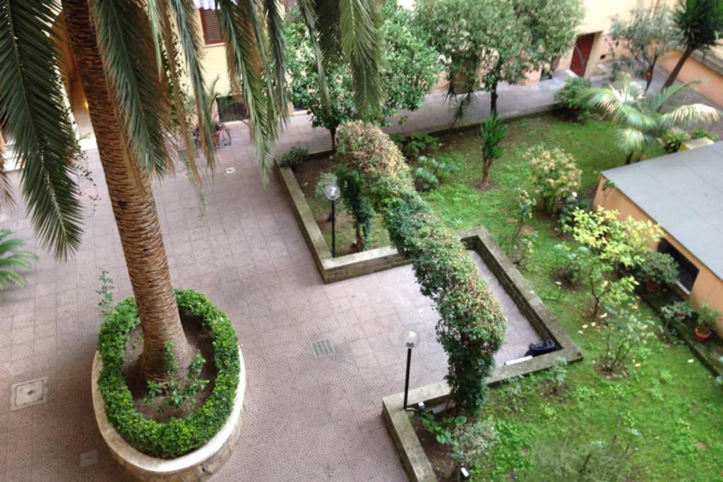 In The Center Of Rome Apartment ภายนอก รูปภาพ