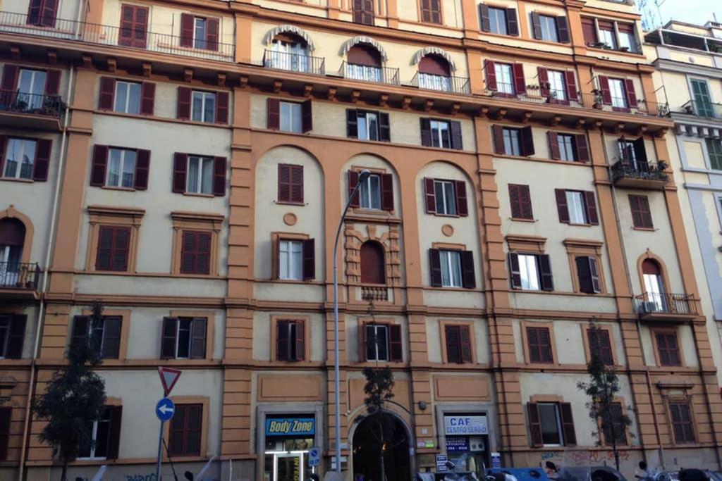 In The Center Of Rome Apartment ภายนอก รูปภาพ