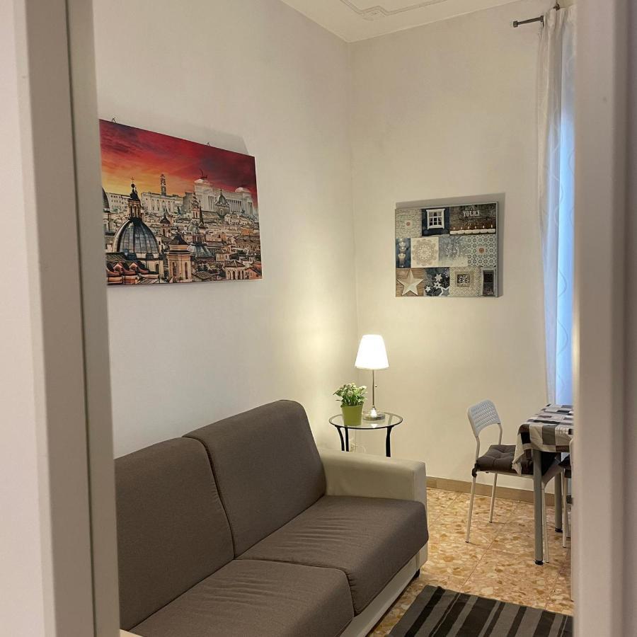 In The Center Of Rome Apartment ภายนอก รูปภาพ