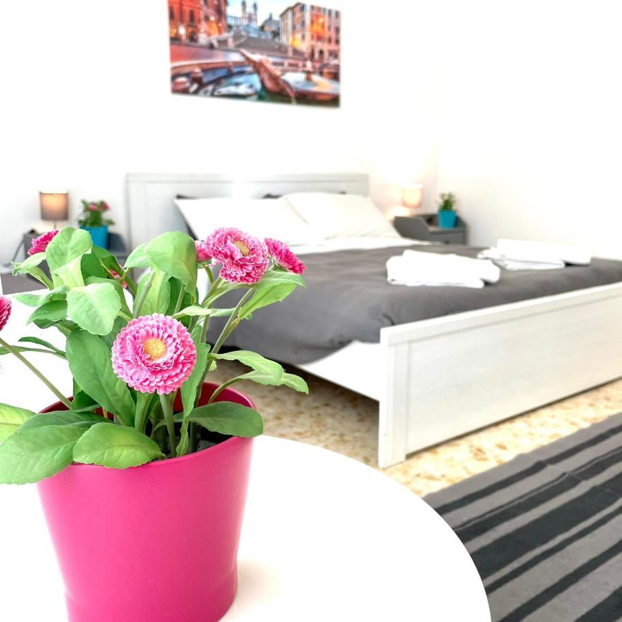 In The Center Of Rome Apartment ภายนอก รูปภาพ